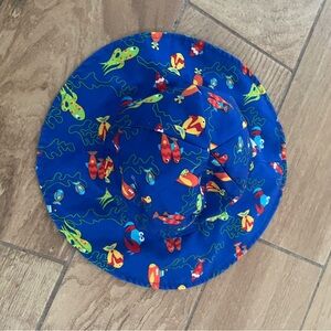 Wee Wave Infant swim/sun hat with strap (13-22 lbs)